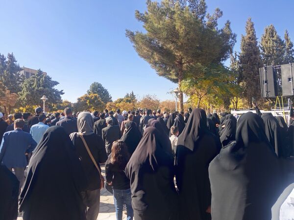 مراسم تشییع پیکر شهید گمنام  در شهرستان کاشمر 