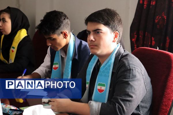 دیدار نماینده مردم ساری و میاندرود در مجلس شورای اسلامی با دانش‌آموزان مازندران