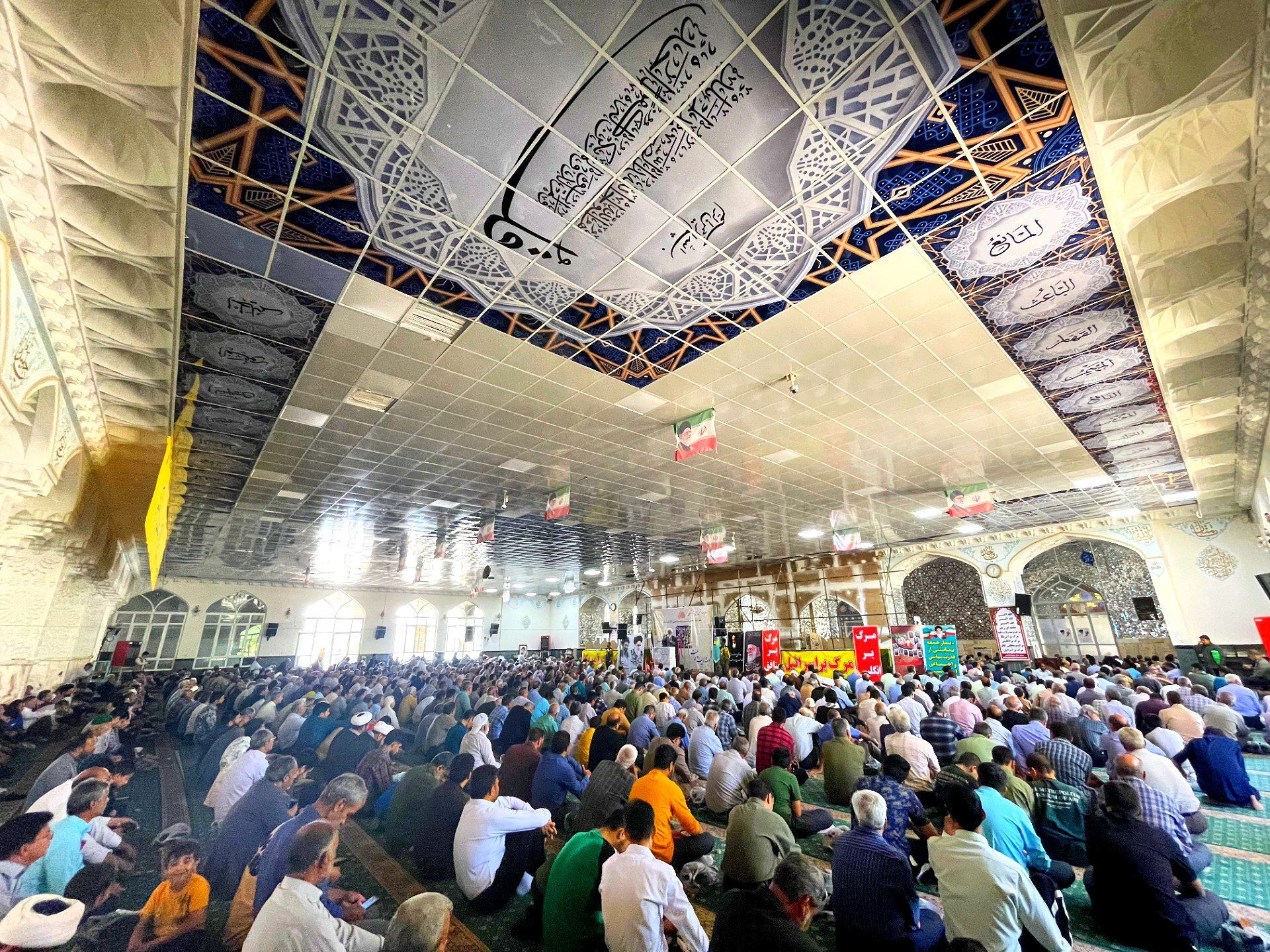 نماز عبادی سیاسی جمعه در شهرستان کاشمر 