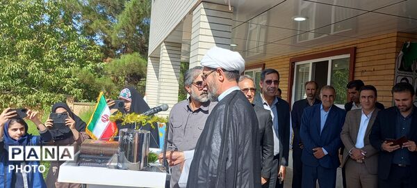 آیین بازگشایی مدرسه قلم‌چی الشتر 