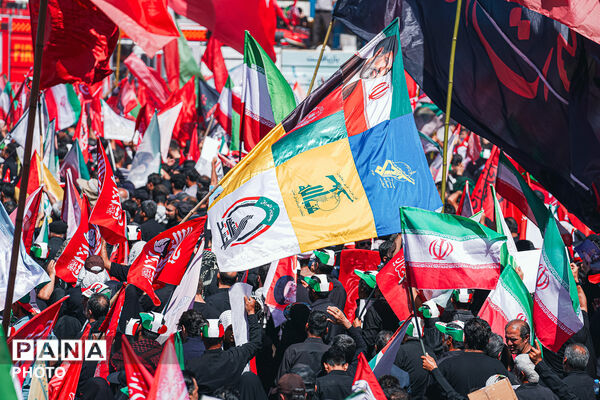 تشییع پیکر رهبر شهید انقلاب در مشهد مقدس-۴
