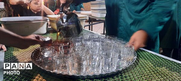 چایخانه حضرت زهرا(س) در شب پنجم محرم در نیشابور