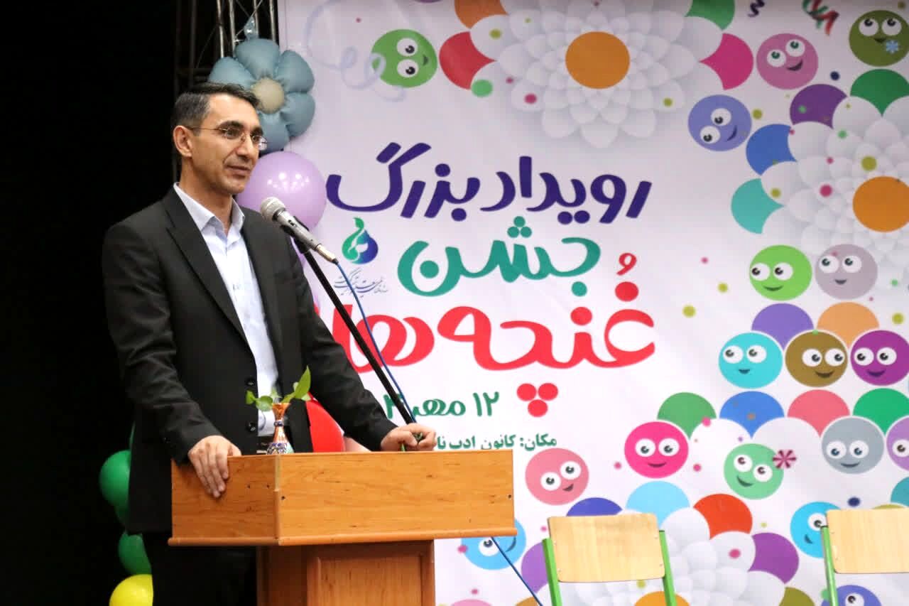 جشن «غنچه‌ها» در کانون ادب خرم‌آباد؛ آغاز مسیر مهارت‌آموزی 
