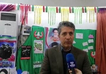 ۱۳۵۰ برنامه دهه فجر در مدارس فاروج برگزار شد