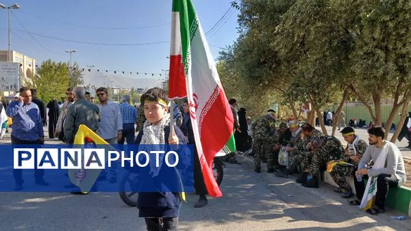 برگزاری نماز جمعه نصر به امامت رهبر معظم انقلاب اسلامی 