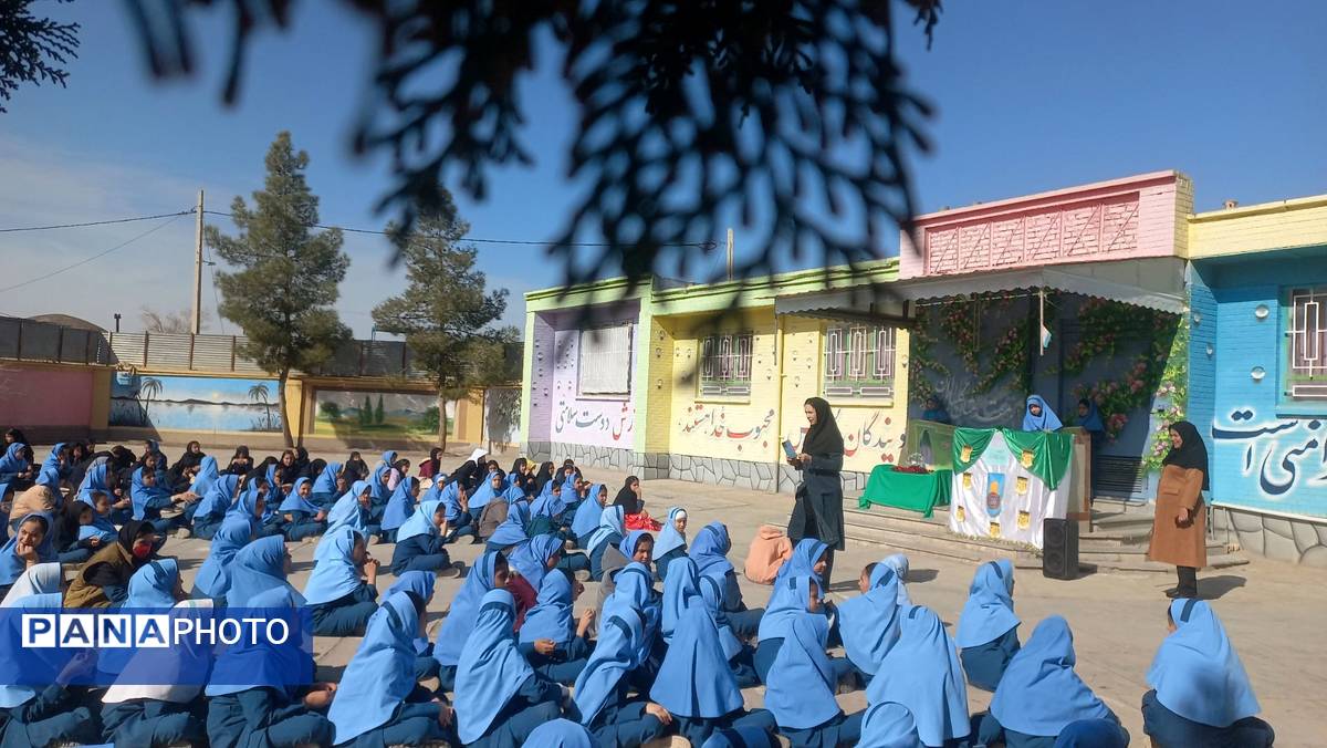 جشن میلاد امام مهدی عج در آموزشگاه فرهنگ شهرستان خلیل آباد