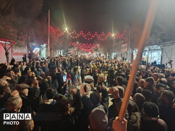 حماسه سازی مردم ولایت مدار چادگان 