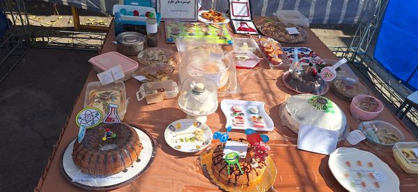 گرامیداشت روز آزمایشگاه با حضور دانش‌آموزان مقام آور دبیرستان فرزانگان ۴(قدسیه علوی)