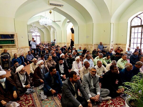 یک سال از نبود شهید جمهور میگذرد