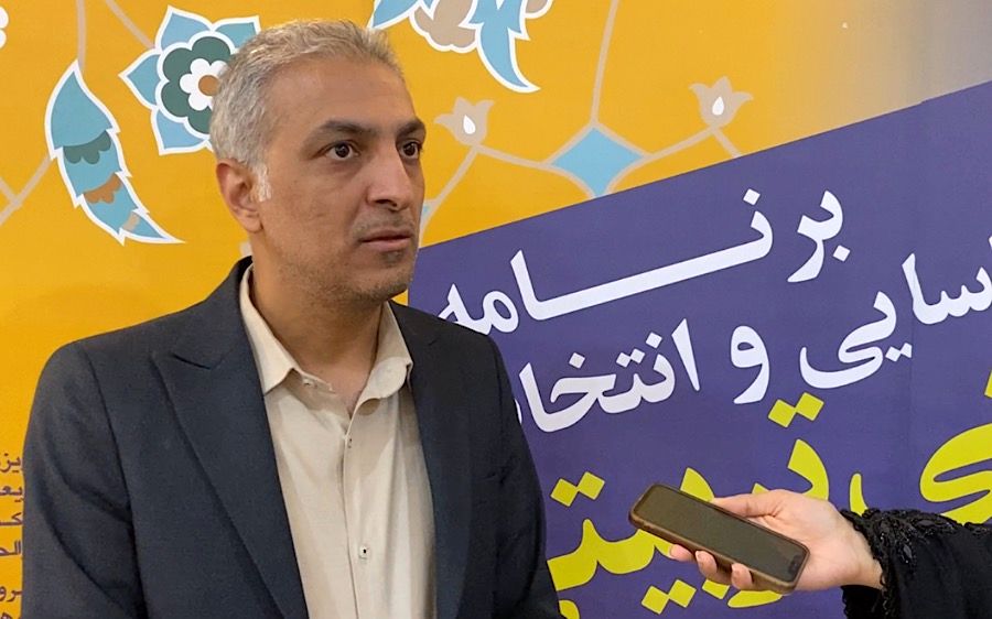 امسال در کنار انتخاب معلم نمونه، مربی تربیتی و مشاور نمونه را هم خواهیم داشت