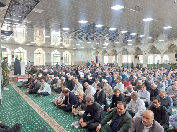 برگزاری نماز جمعه در کاشمر 