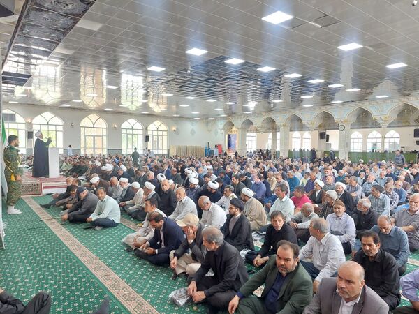 برگزاری نماز جمعه در کاشمر 
