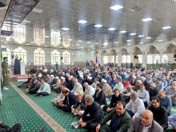 برگزاری نماز جمعه در کاشمر 