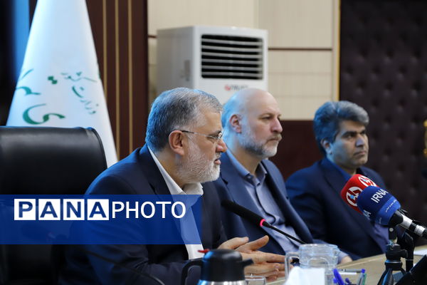 آغاز به‌کار نشست مشترک مدیران مناطق با استاندار تهران 