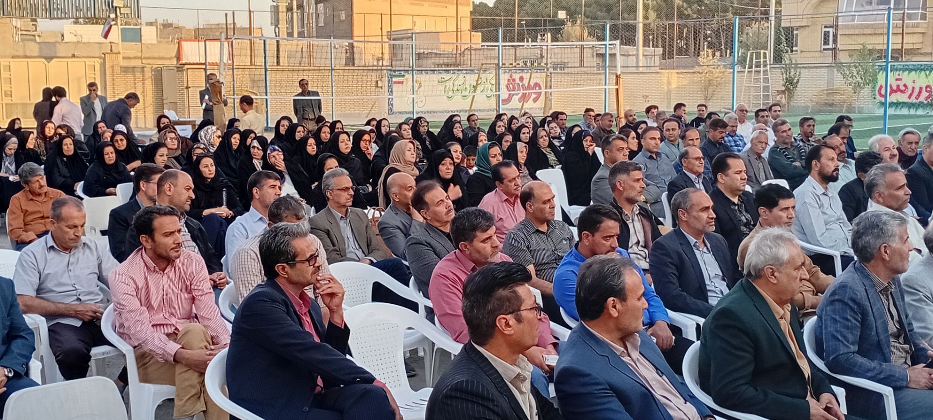مشارکت خانواده‌ها در تصمیم‌های مدرسه؛ صدای اولیا در دبیرستان نمونه امام حسین(ع)