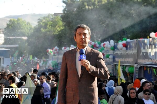 برگزاری باشکوه «مهمانی کیلومتری غدیر» در کرمانشاه با مشارکت گسترده مردم و دانش‌آموزان