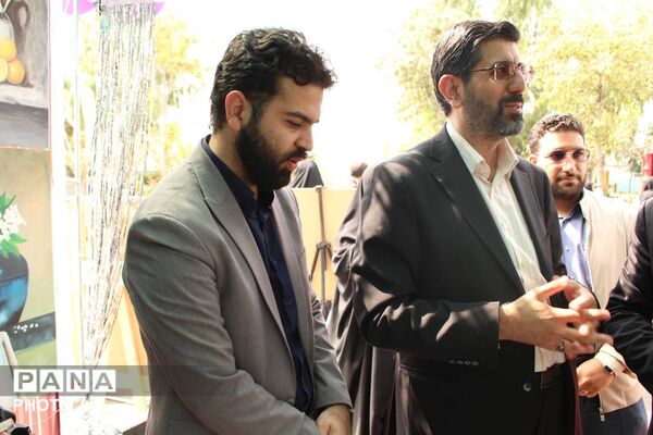 هنر دانش‌آموزان بهارستان یک در نگاه مسئولان