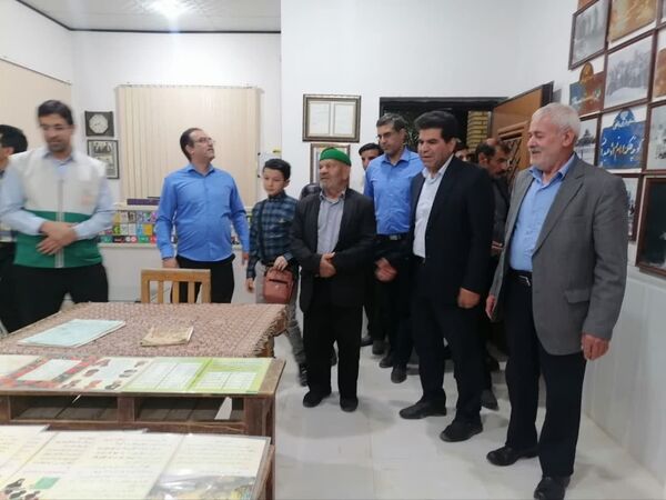 بازدید خادمیاران و خدام افتخاری رضوی از موزه فرهنگ و هنر بافق