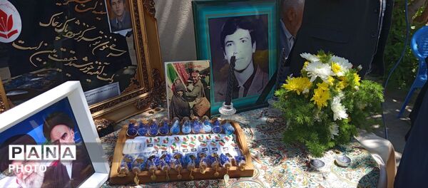 معلم شهید، آبروی محله 