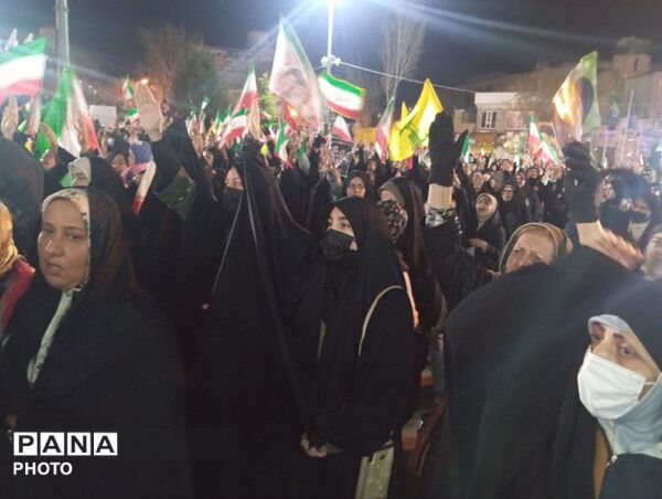 اجتماع باشکوه دختران و بانوان شهرستان قروه 