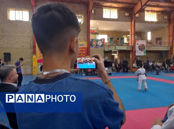 برگزاری اولین دوره مسابقات قهرمانی کاراته سبک شوتوکان FSK استان اصفهان