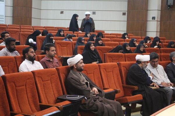 دوره توانمندسازی طلاب و روحانیون در بندرعباس