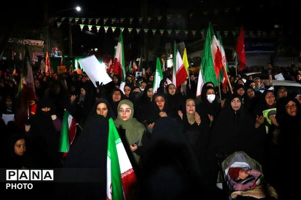 برپایی نماز استغاثه و دعا برای ظهور امام زمان(عج) در کرج