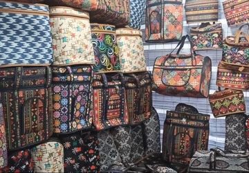  جشنواره بازارچه نوروزی در ورزشگاه حافظیه 

