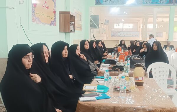 دومین جلسه مدیران متوسطه دوم نیشابور در دبیرستان ابوذر غفاری
