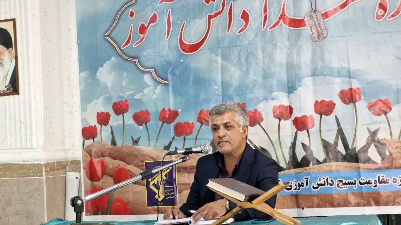 رضانژاد: امنیت و پیشرفت امروز مرهون خون پاک شهیدان است 