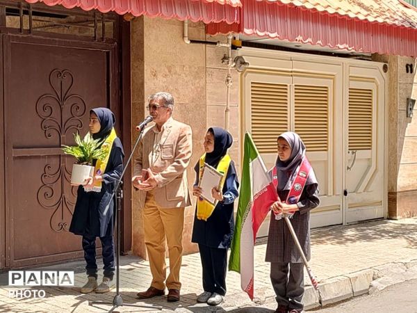 تقدیر از معلمان بازنشسته توسط آموزش و پرورش ناحیه سه