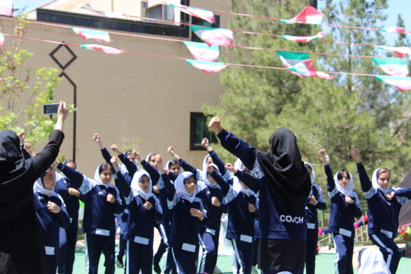 المپیاد ورزشی در دبستان غیرانتفاعی امام صادق(ع) شهرکرد
