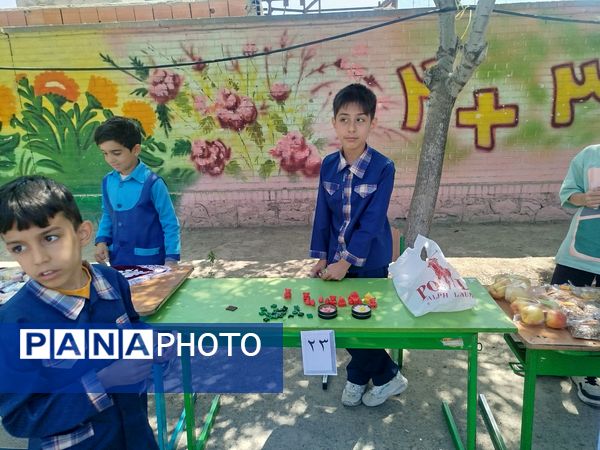 برگزاری بازارچه درون مدرسه‌ای در دبستان مبین شیروان