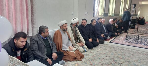 جشن تکلیف جمعی از غنچه‌های باغ ایمان در شهرستان کمیجان 