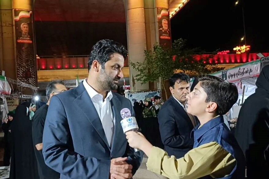 رزمایش هنرمندان فارس نماد همبستگی اصحاب فرهنگ و هنر با نظام است