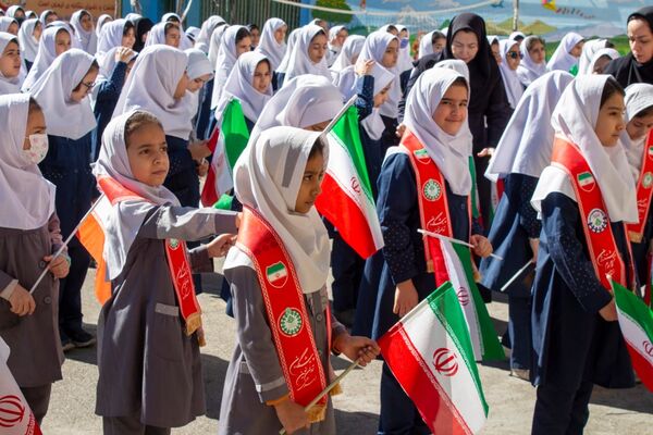 برگزاری همایش یاوران انقلاب، پیشتازان مقاومت در شهرستان محلات