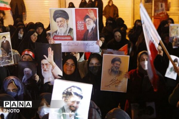 پذیرایی خادمان موکب شهدای فیروزکوه 