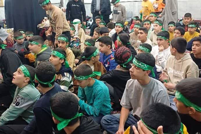 اعتکاف دانش‌آموزی در زرقان