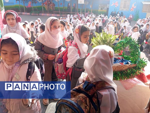 جشن میلاد حضرت ولی عصر (عج)در دبستان نرجس