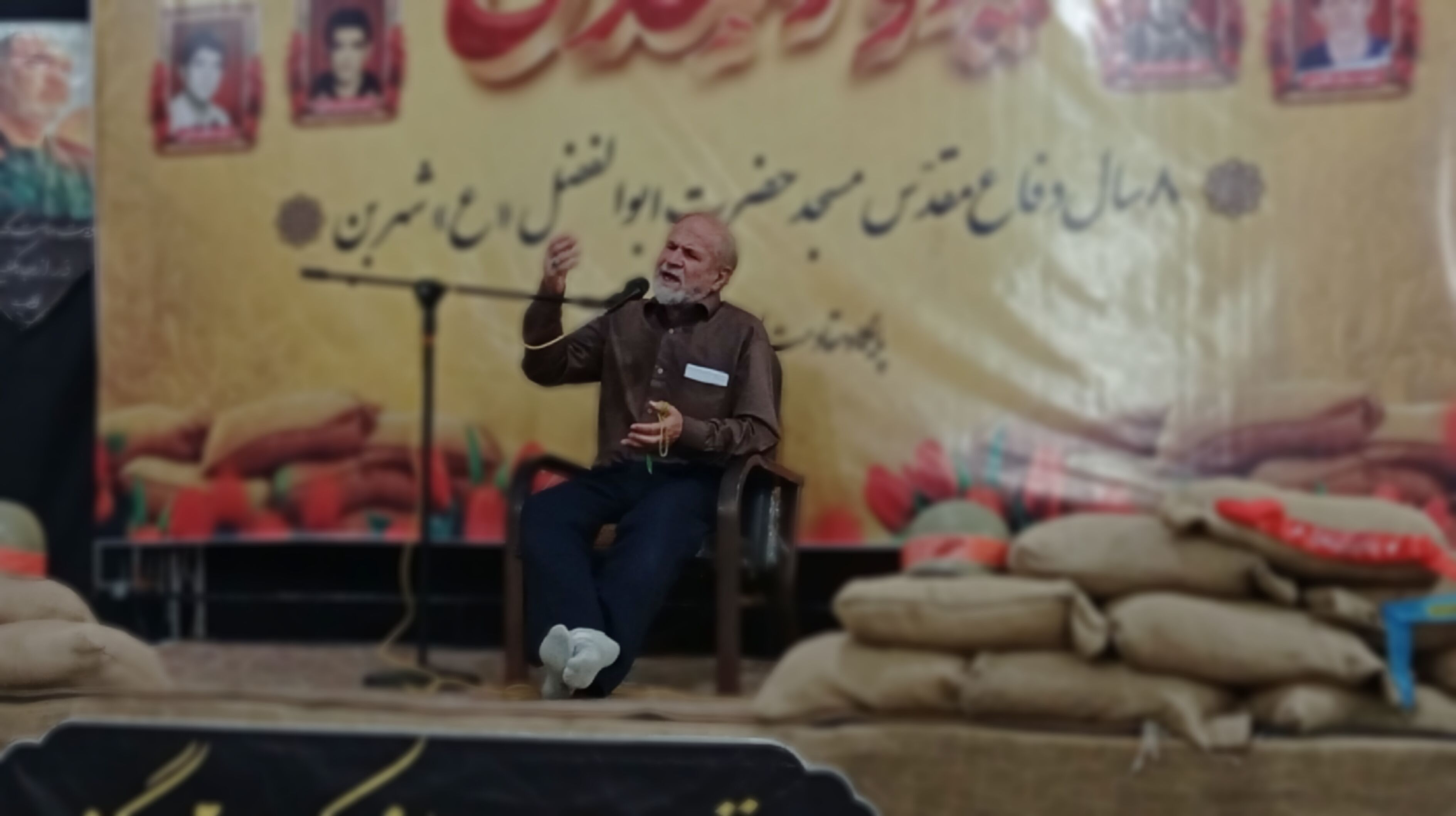 شهدا رفتند تا رسالت پیامبر(ص) زنده بماند