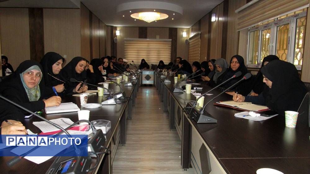 جلسه آموزش و توانمندسازی نیروهای معاونت پرورشی و فرهنگی استان البرز 