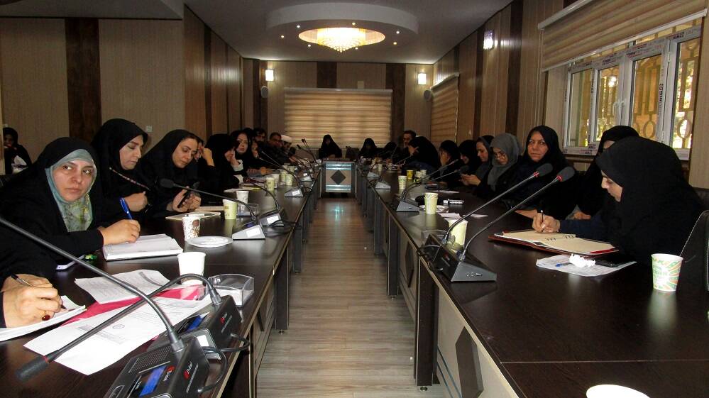 جلسه آموزش و توانمندسازی نیروهای معاونت پرورشی و فرهنگی استان البرز 