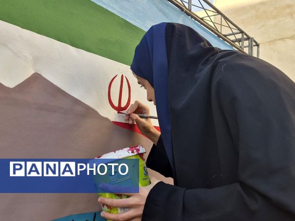 صدای انقلاب طنین انداز شد