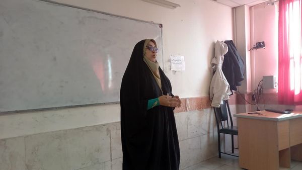 برگزاری مانور زلزله در دبیرستان سردار شهید قاسم سلیمانی 