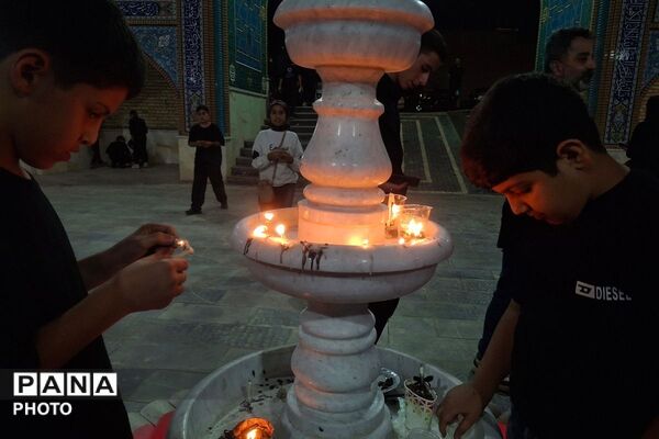 میزبانی اصفهان از مردم عزادار حسینی در شب شام غریبان