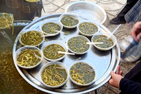 مراسم عزاداری و توزیع نذری به‌مناسبت شهادت حضرت فاطمه زهرا (س) در مدارس شهرستان ورامین