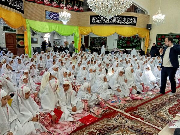 جشن تکلیف دختران شبستر