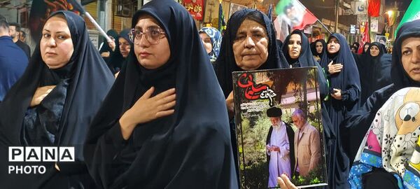 مراسم راهپیمایی و عزاداری برای تشییع رهبر شهید در گچساران 