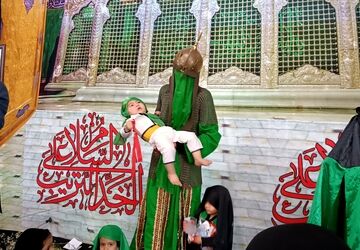 حضور مادران وشیرخوارگان عاشورایی در مکتب سیدالشهدا  