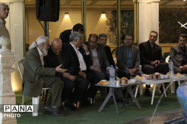 تجلیل از فرهنگیان بازنشسته ناحیه شش مشهد
